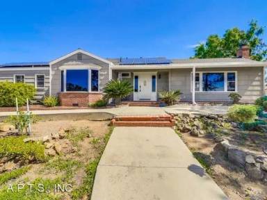 Main picture of 7847 Suncrest Dr