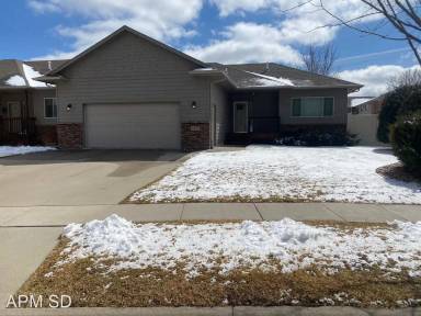 Main picture of 3211 W Bitterroot St