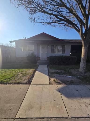 Main picture of 1915 Celeste Ct