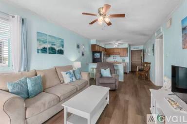 Main picture of 301 Commerce Way