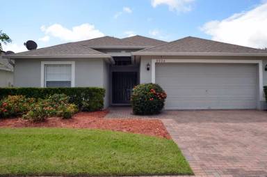 Main picture of 9934 Portofino Dr