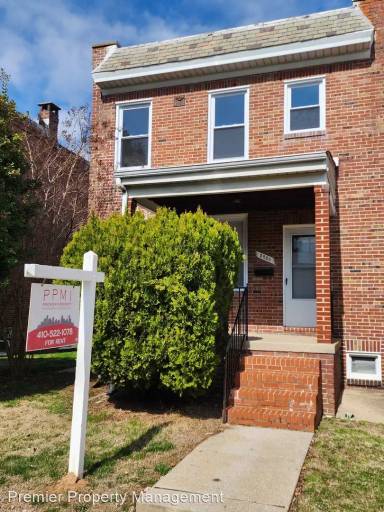 Main picture of 3520 Lyndale Ave