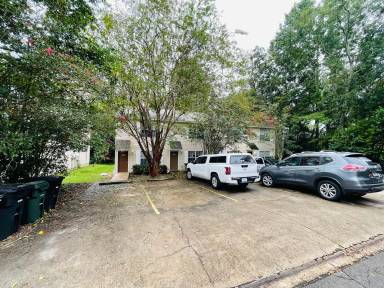 Main picture of 1907 Larette Dr