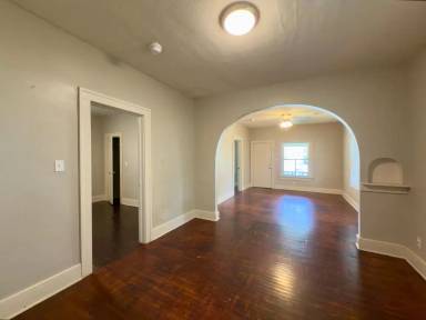 Main picture of 419 N Richmond Ave