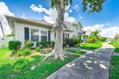 Main picture of 1561 Nichole Woods Dr