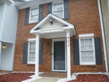 Main picture of 401 Royal Oak Dr