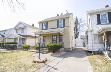 Main picture of 3325 Maher St