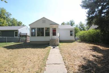 Main picture of 2820 2nd Ave S