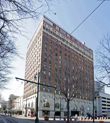 Main picture of Claridge House Condominiums