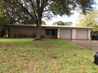 Main picture of 1814 Medina Dr