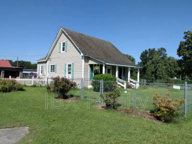 Main picture of 697 Okisko Rd