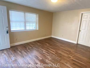 Main picture of 413 N Church St