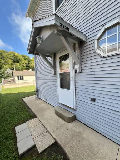 Main picture of 525 W Locust St