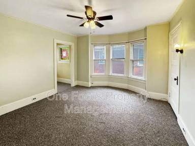 Main picture of 1002 Walnut St