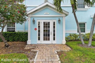 Main picture of 207 Seahorse Dr SE