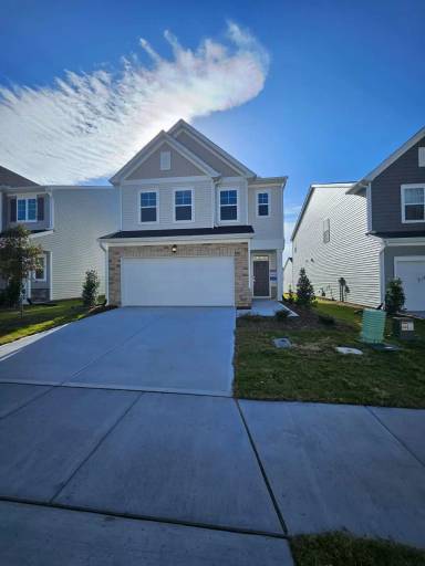 Main picture of Triple Crown Community