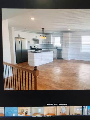 Main picture of 706 Seaport Dr