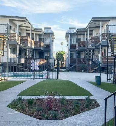 Main picture of 20358 Saticoy St