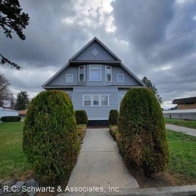 Main picture of 2003 W 10th Ave