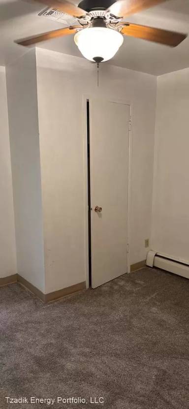 Main picture of 130 1st Ave SE