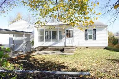 Main picture of 825 N 77th East Ave