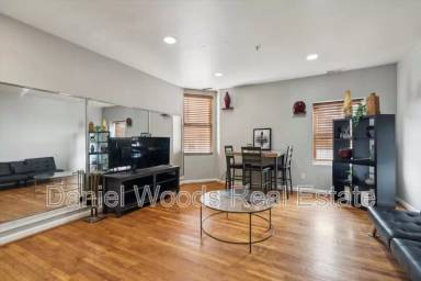 Main picture of 2144 N 18th St