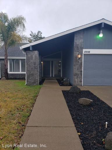 Main picture of 8998 Glen Alder Way