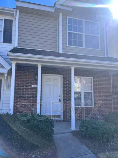 Main picture of 3437 Broadwick St