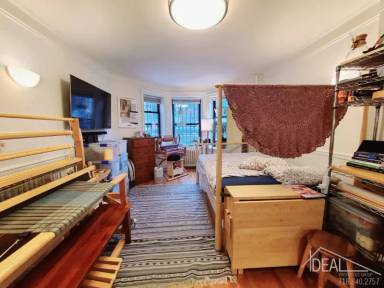 Main picture of 773 Carroll St