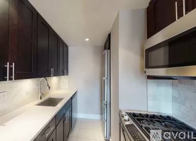 Main picture of 79 Laight St