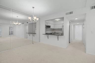 Main picture of 116 Harding Pl