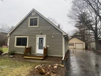 Main picture of 3148 Robinson Rd