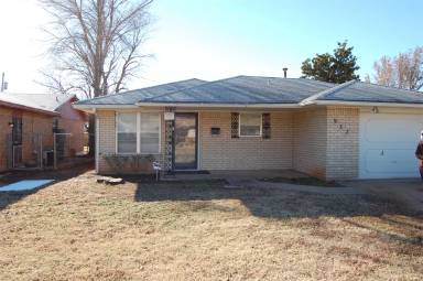Main picture of 932 SW 54th St
