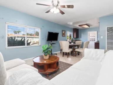 Main picture of Villa Eastwood/ COED/ $890 (shared)/ SPA 8w/ Call 1-877-742-7349 - 1