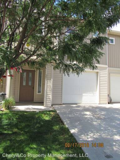 Main picture of 320 Wildrose Ln