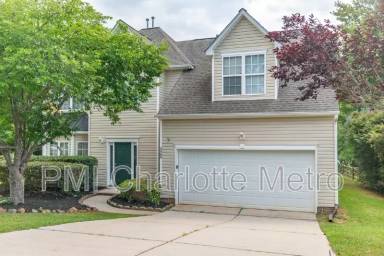 Main picture of 2068 White Cedar Ln