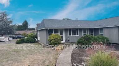 Main picture of 3880 NW Chinquapin Pl