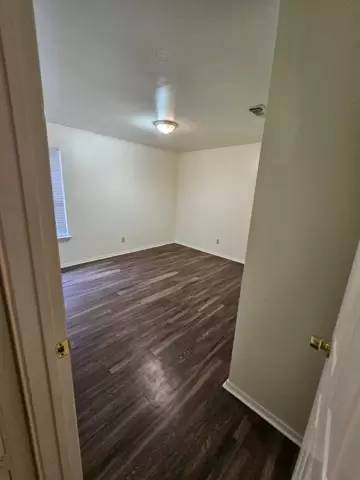 Main picture of 202 Jackson St