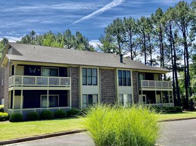 Main picture of 5015 Seven Pine Cir