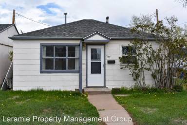 Main picture of 567 N 13th St