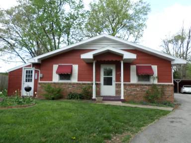 Main picture of 305 W Kingsbury St