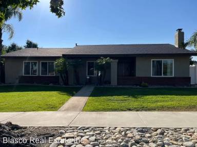 Main picture of 1497 N San Antonio Ave