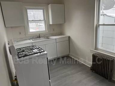 Main picture of 299 Ocean St
