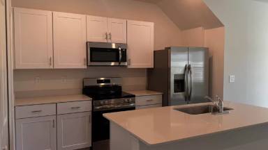 Main picture of 4965 SW 83rd Pl