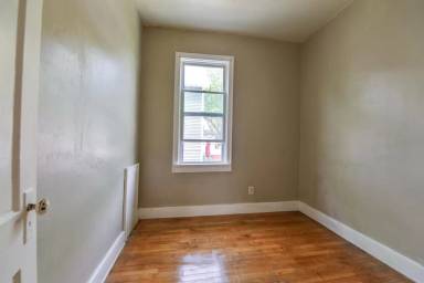Main picture of 1263 Chicago St