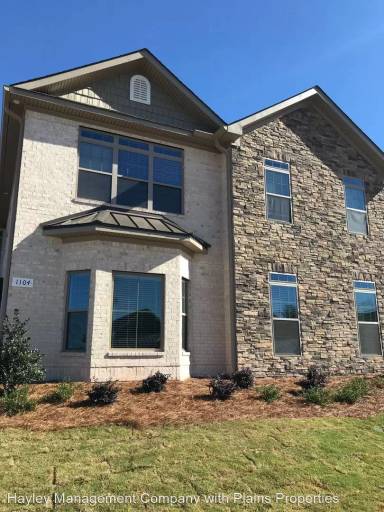 Main picture of 1102 Runningvine Ln