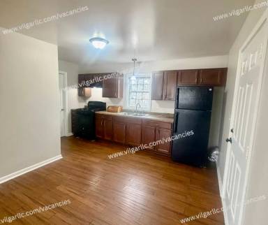Main picture of 7701 Bigger St