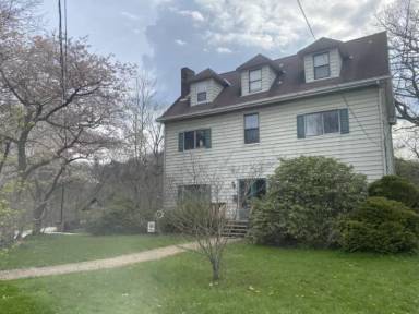 Main picture of 400 Ridge Ave