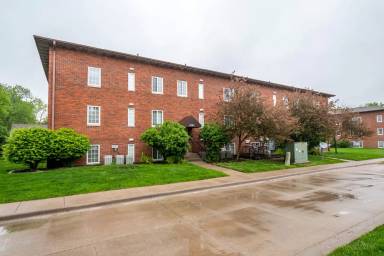 Main picture of 401 Grandview Ct