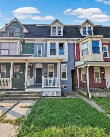 Main picture of 302 W Cottage Pl